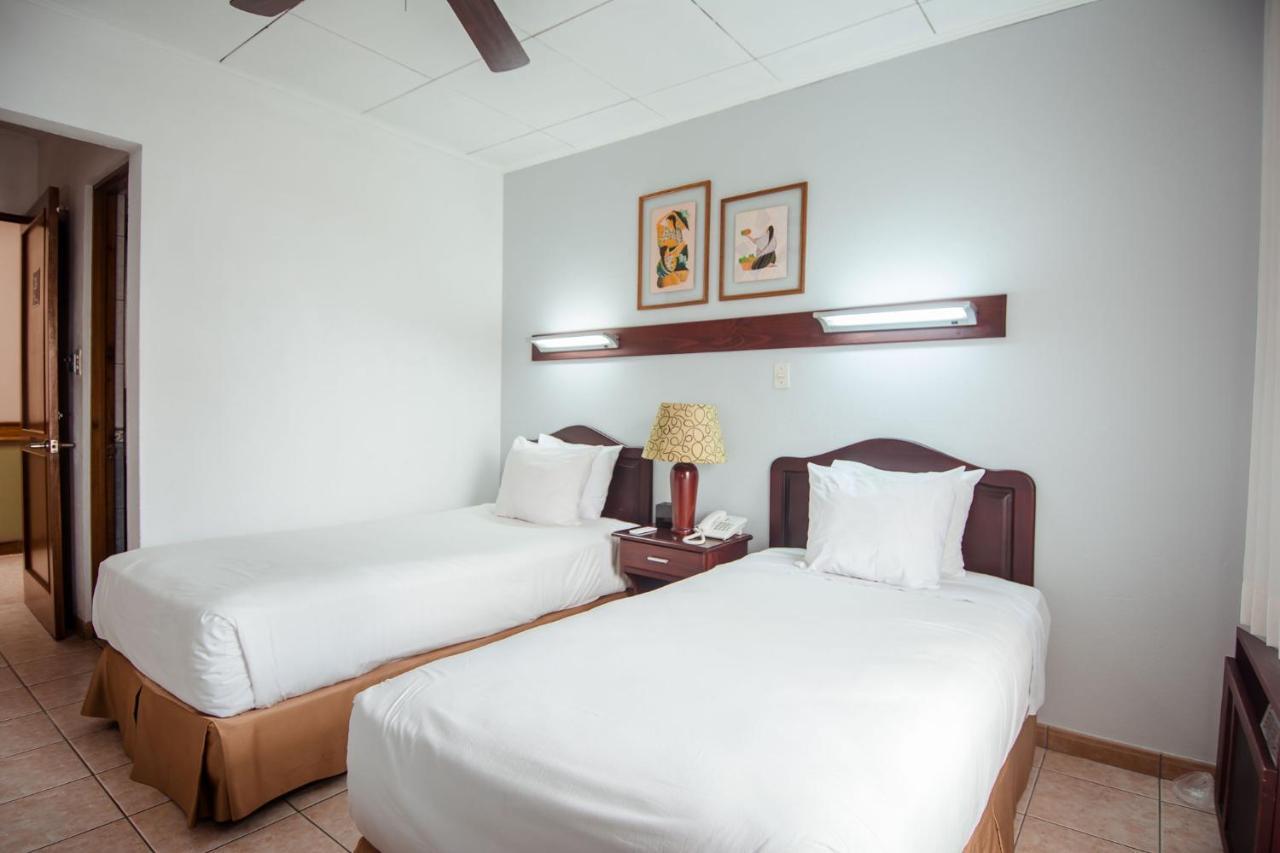 Hotel La Sabana 4*
